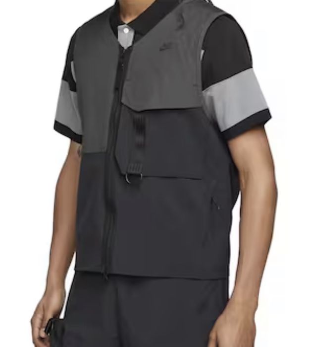 Nike Tech Pack елек, сив-черен