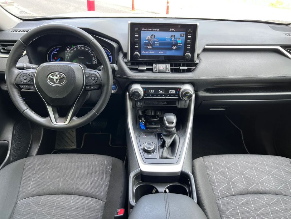 Toyota RAV4 2.5 Hybrid 2020/ 4x4/ Istoric service Reprezentanta