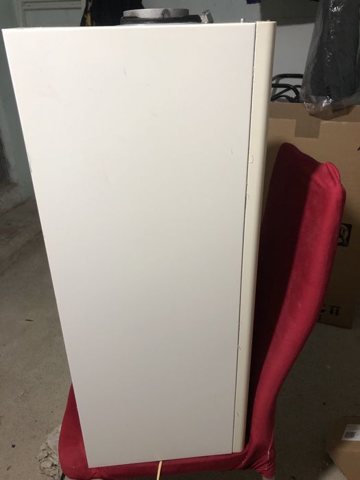 Vând centrală Ariston  in stare de functionare  pret 550 lei