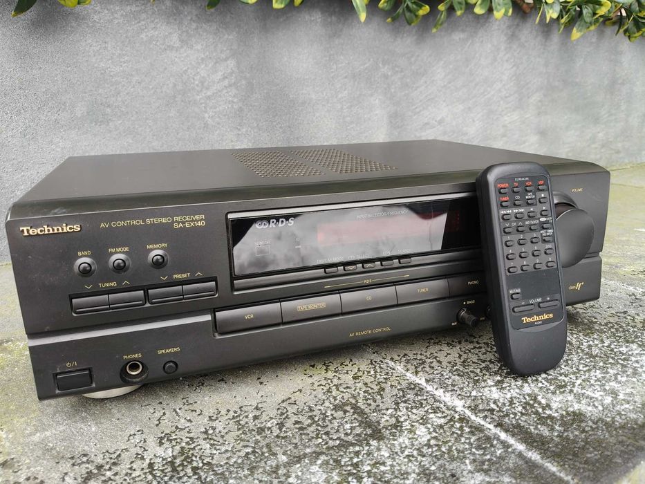 Technics SA-EX140 cu telecomanda