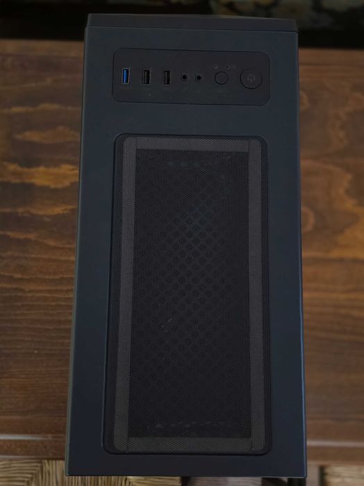 Компютърна кутия Aerocool Shard