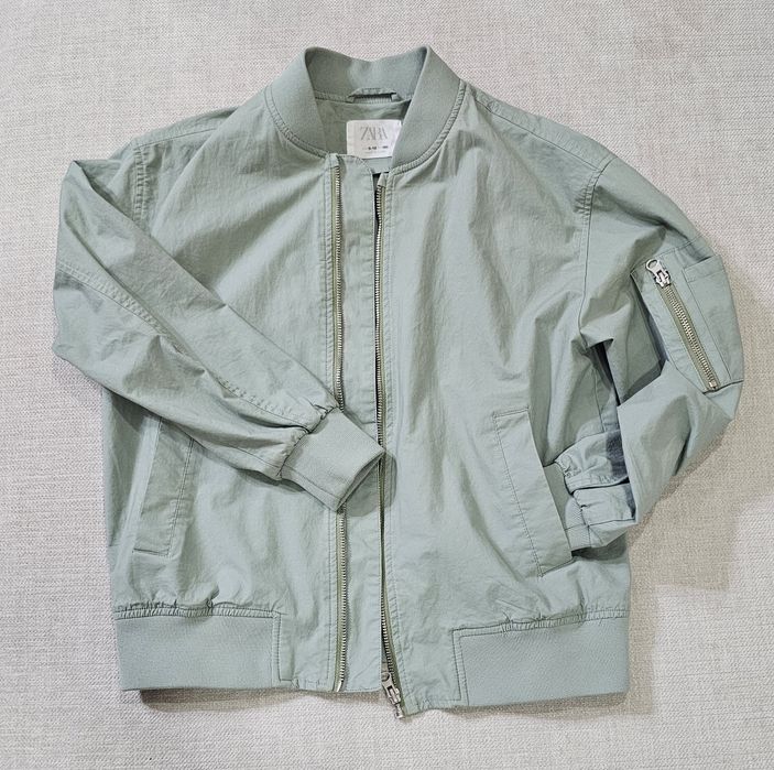 Верхняя одежда на мальчика 9-10л. Вещи фирменные