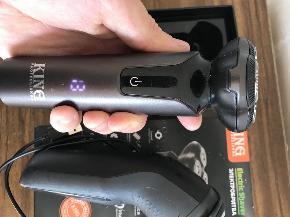 Оригинал машинки для бритья Philips King