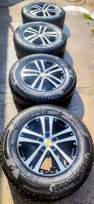 Комплект шипованных шин BRIDGESTONE