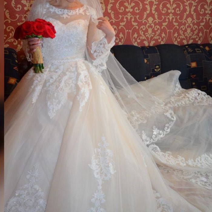 Свадебное платье