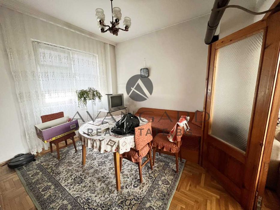 Продава се Тристаен апартамент в Пловдив, Център - 93 кв.м за 1613 €/кв.м - Снимка #4