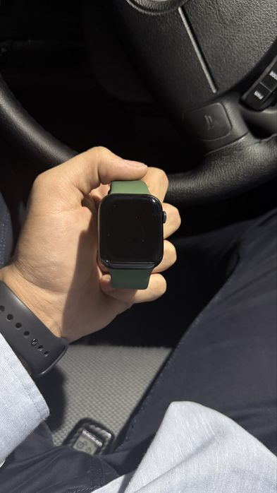 Srochno sotiladi iwatch 7 45 mmm
