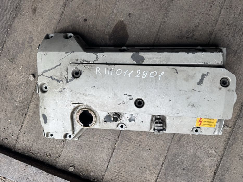 Продам запчасти на 111 двигатель.