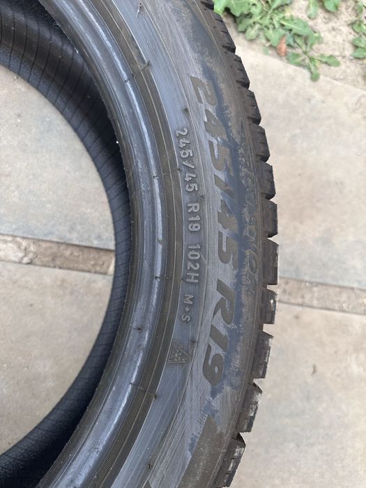 Зимние шины Pirelli 245/45/R19