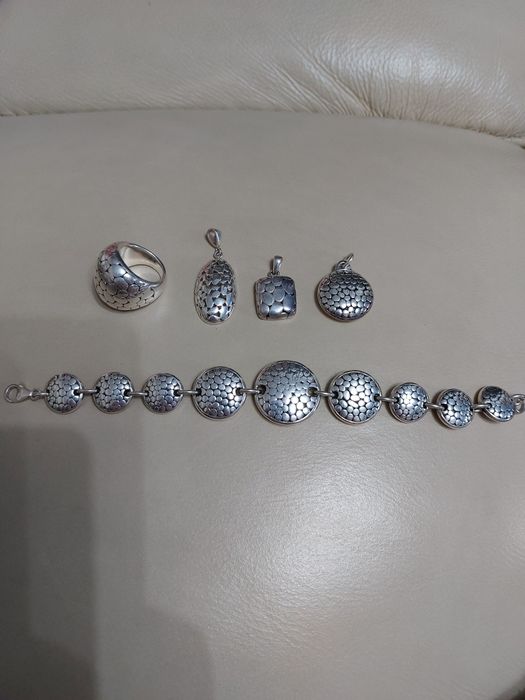 Vând set superb din argint 925