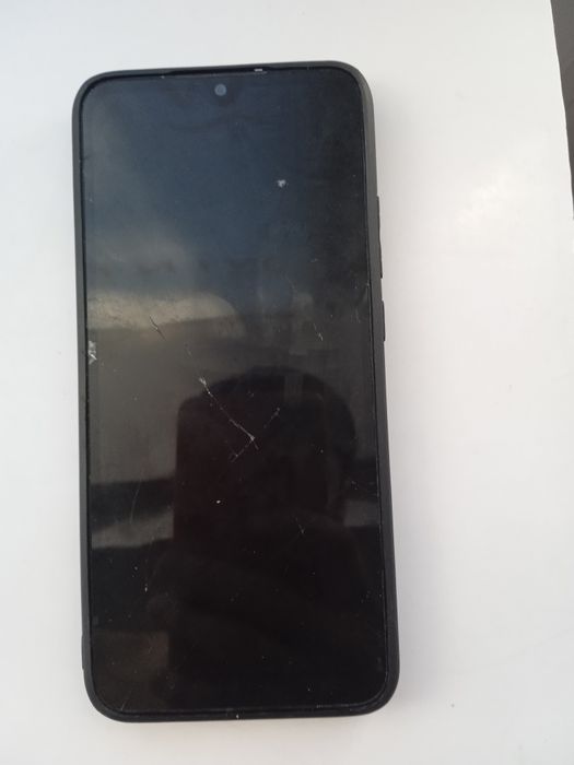 Redmi телефон продам