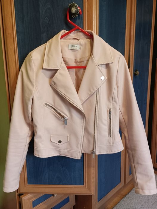 Кожено дамско яке размер S