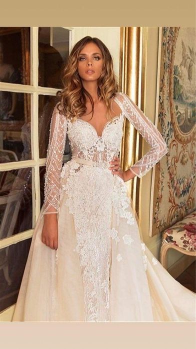 Vand rochie de mireasa