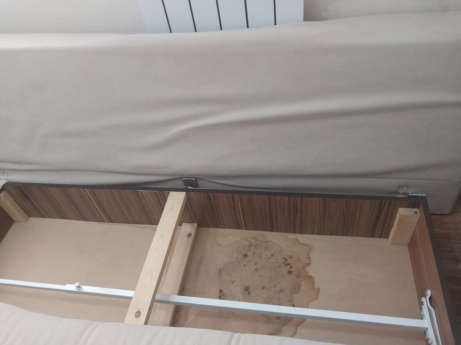 Диван на пружинных блоках