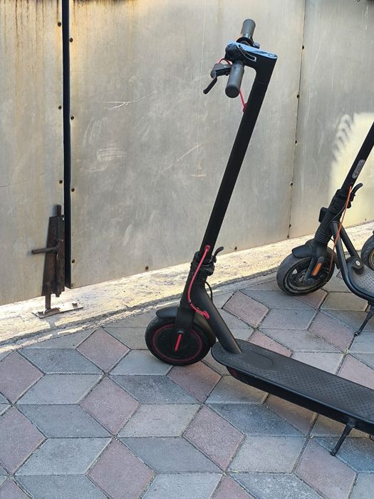 Электросамокат Xiaomi m365 Pro срочно