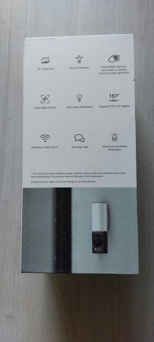 EZVIZ LC3 2K+ Smart Security Light Camera с 32GB вградена памет