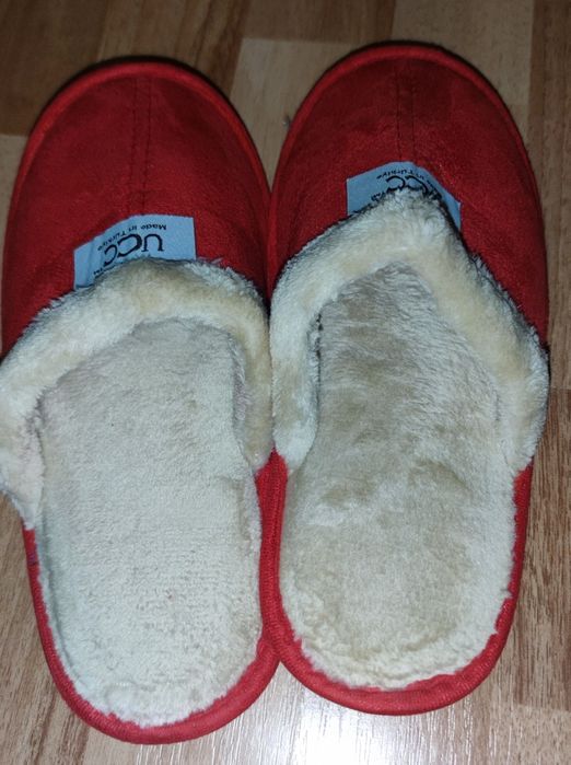 Papuci de casa noi