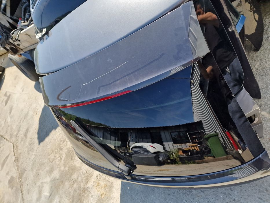 Haion capota portbagaj usa bmw f11 seria 5 2016