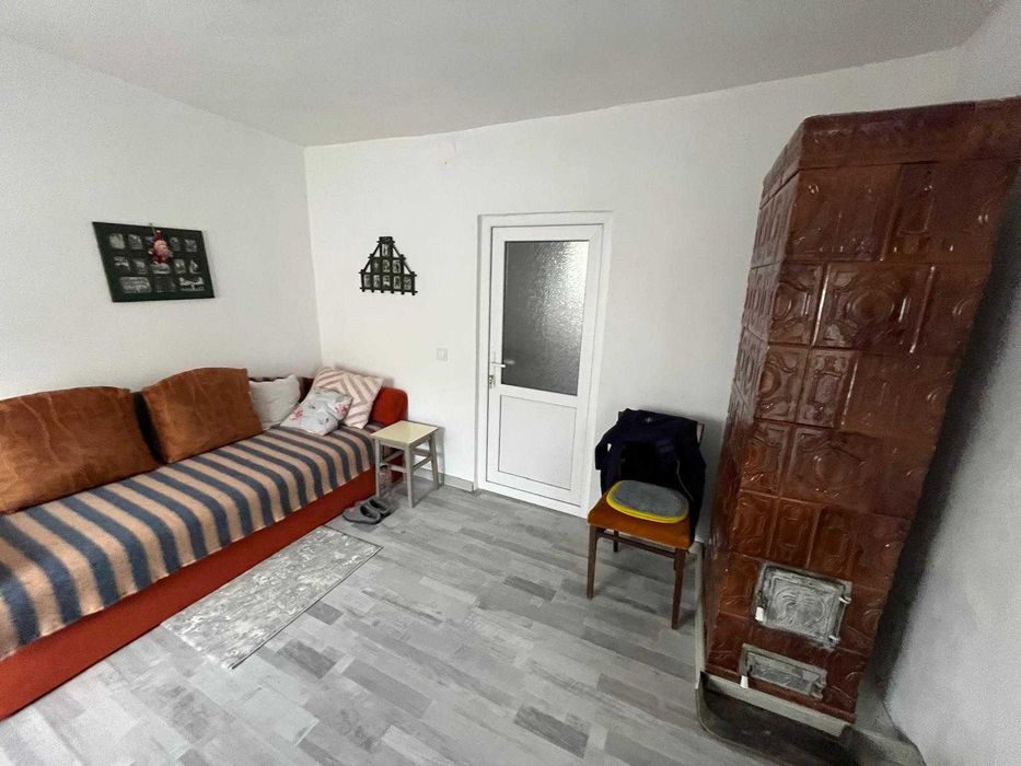 Vand casa batraneasca cu teren, Poiana-Mare, jud. Dolj