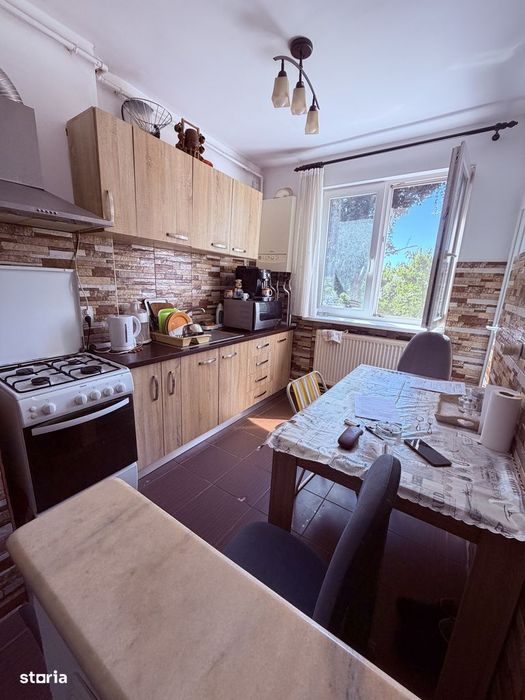 Apartament 2 camere Et 2 , zona KFC Hunedoara — fotografia 1