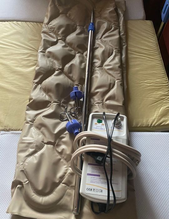 Медицинская кровать