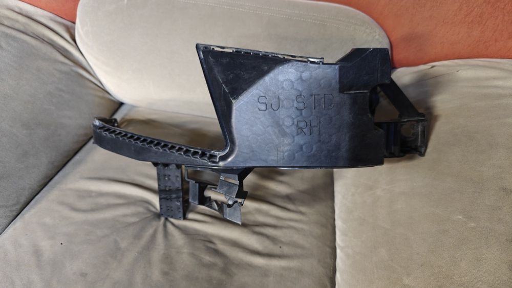 Крепление переднего бампера Subaru Forester 22-24 год