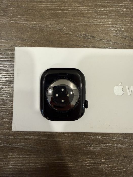 Продаю Apple Watch Series 10 46mm Jet Black