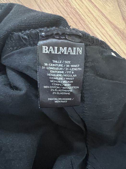 Дънки Balmain.