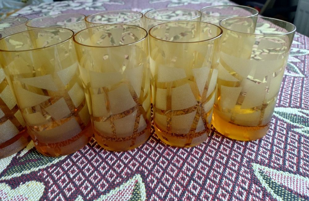 Set 12 Pahare transparente, de sticlă, cu model