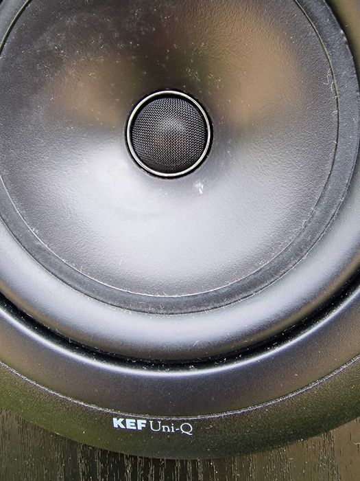 Тонколони KEF Q30