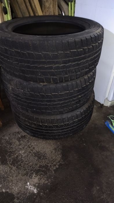 Продам зимнюю резину