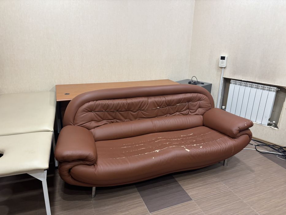 Офисная мебель разная