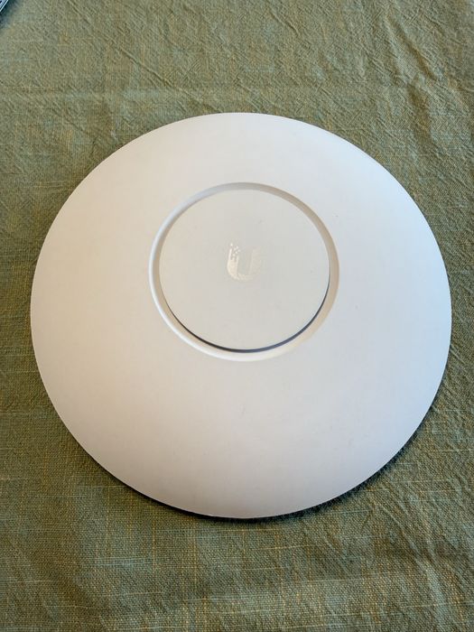 Ubiquiti AP AC Pro unifi