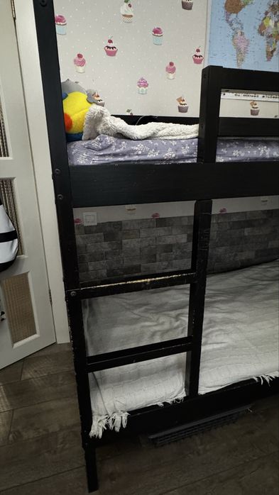 Продаю двухярусную кровать Икеа Ikea