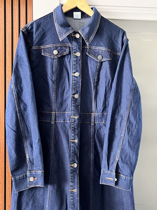 Продам новое женское джинсовое платье