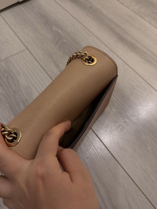 Сумка за 7000.