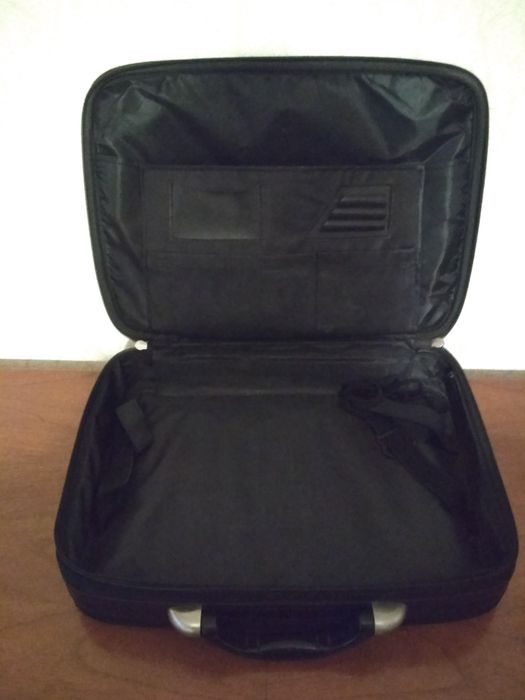 Портфель, сумка - саквояж, чемоданы в коже