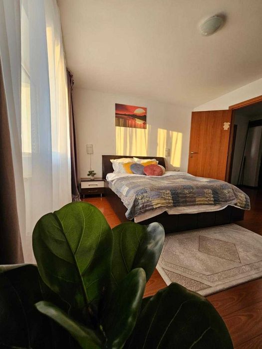 Inchiriez apartament 2 camere, superb, sector 1, Metrou