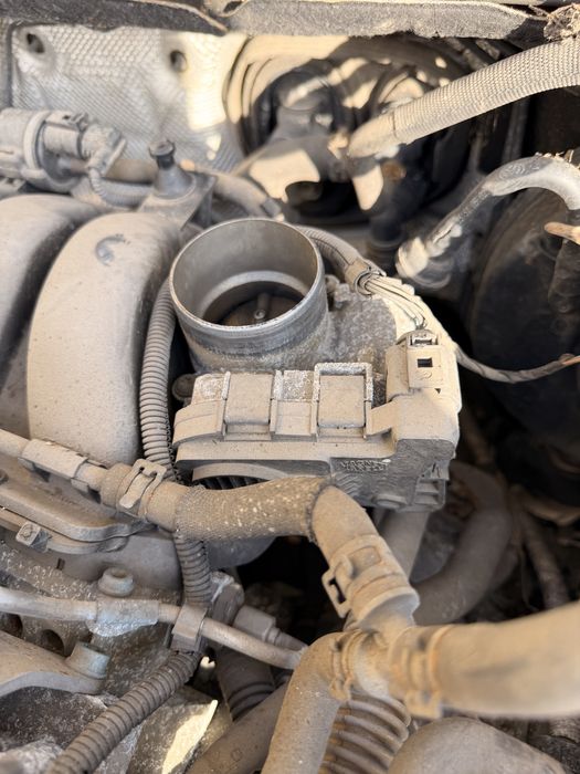 Chiuloasa clapeta motor 1.6 FSI BLP BLF BAG vw golf 5 audi a3 skoda