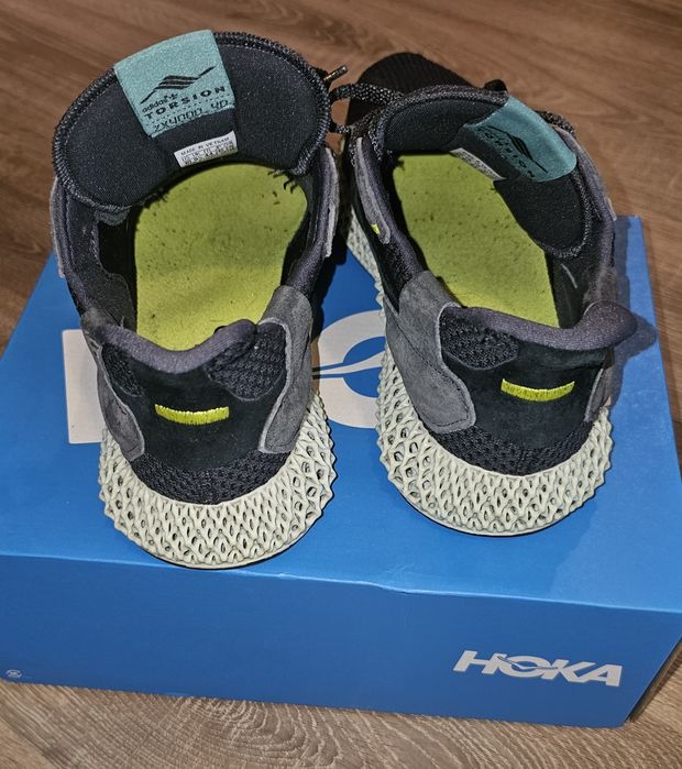 ブリヂストン　Paradiso Adidas zx 4000 4d Baia Mare • OLX.ro