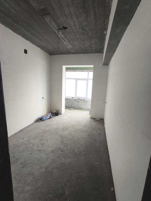 Ko`p qavatli uydagi xonadon