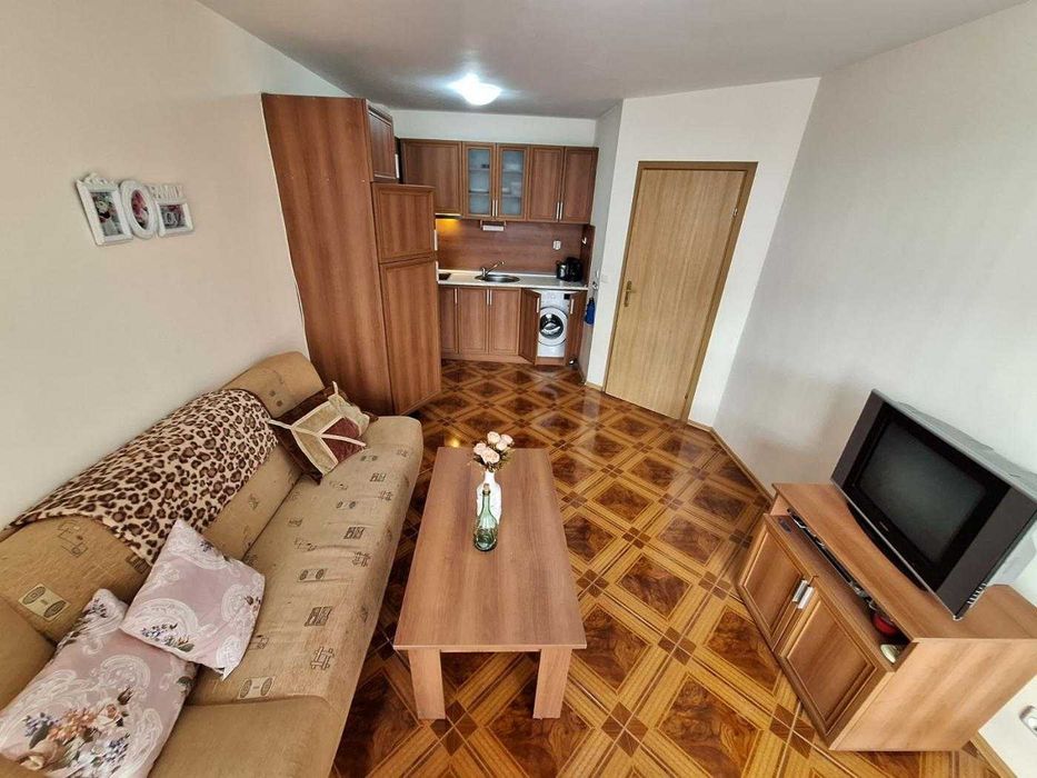 Продава се Двустаен апартамент в к.к. Слънчев бряг - 53 кв.м за 1208 €/кв.м - Снимка #1