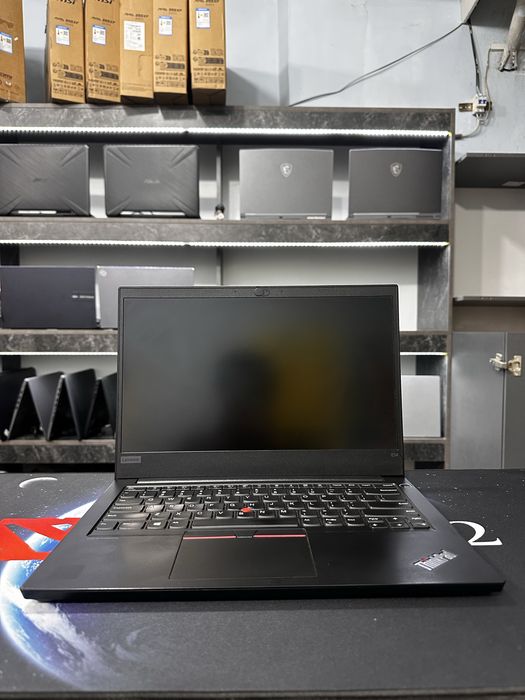 Мощный офисный ноутбук Lenovo Thinkpad i7-10510U