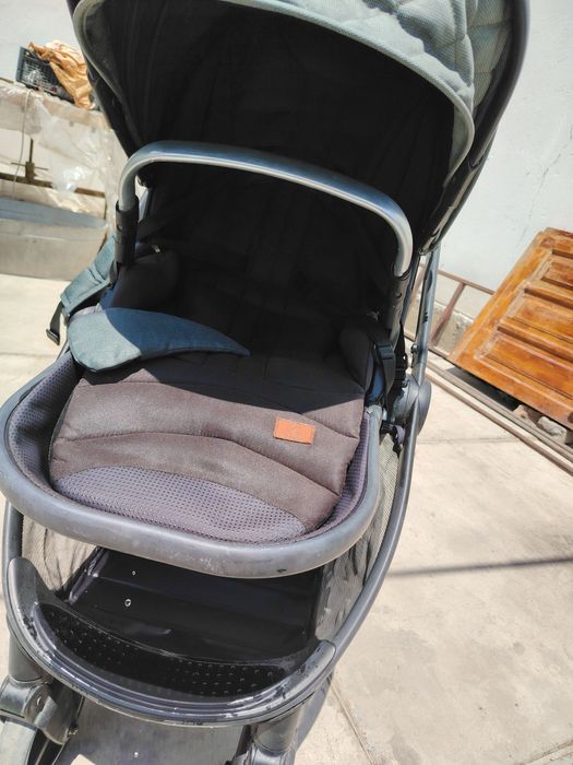 Продам коляску детскую