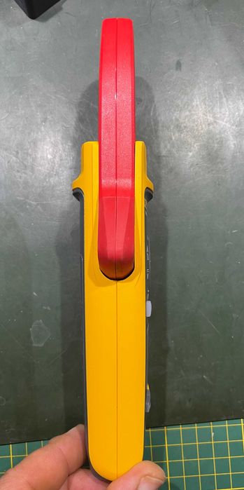 FLUKE 374 FC AC / DC Ампер клещи - Нови