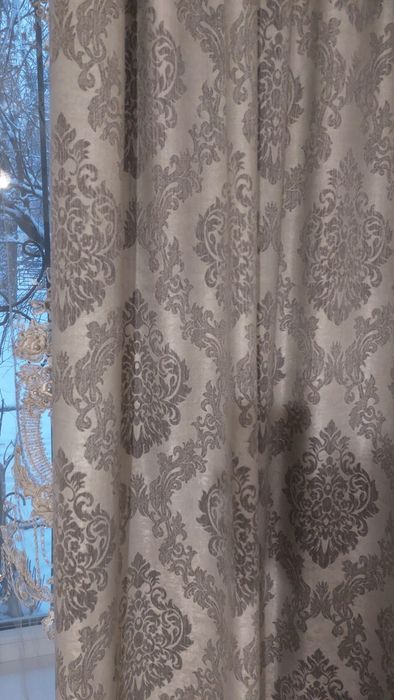 Продам шторы  почти новые