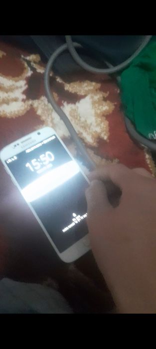 Samsung. S 6 sotiladi