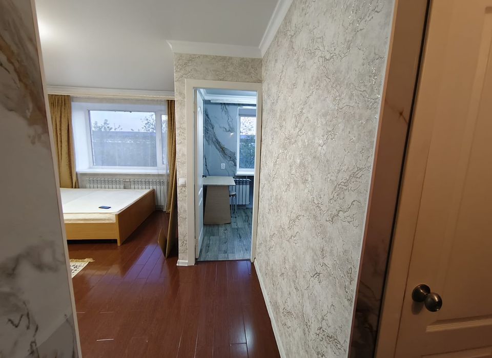 продается 1 комнатная квартира в городе