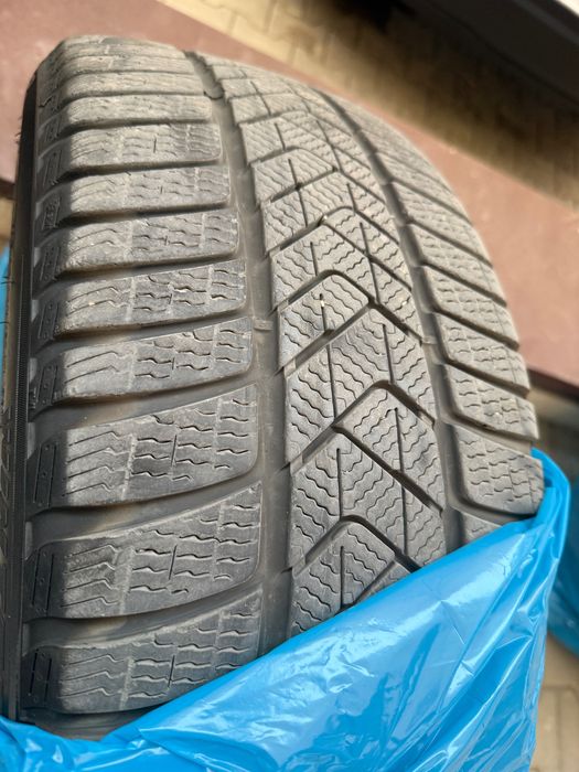 4 бр Зимни гуми Pirelli Sottozero3 245/50/18 RUN FLAT