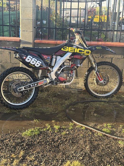 Продавам хонде CRF